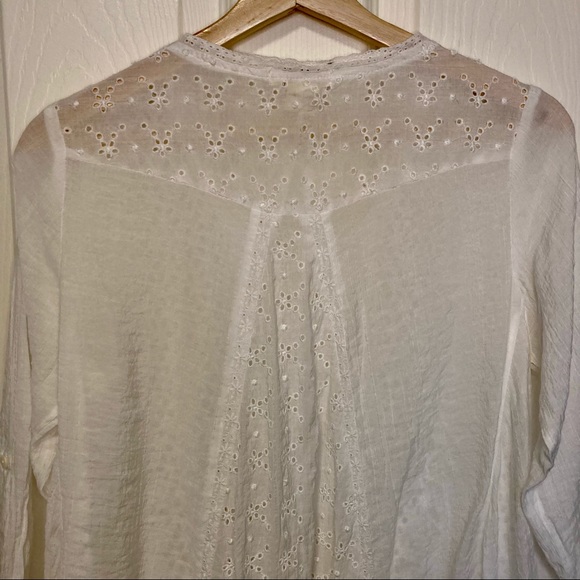 Sundance White Eyelet Button Down 3/4 Length Sleeve Blouse Small - Picture 5 of 9